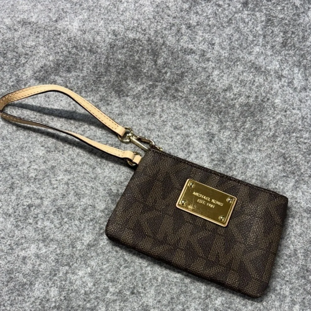 Michael Kors MK Brown Leather Wristlet Monogram Small Purse Mini Brown